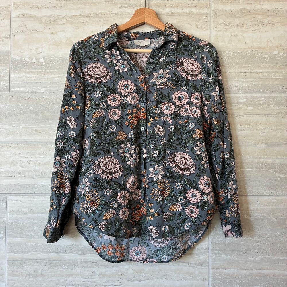 Loft Floral Top in Petite Medium